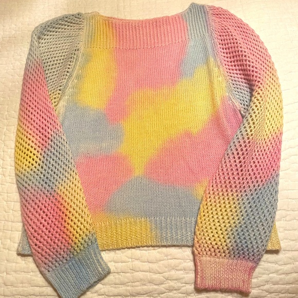 NWOT - LOVESHACKFANCY SWEATER